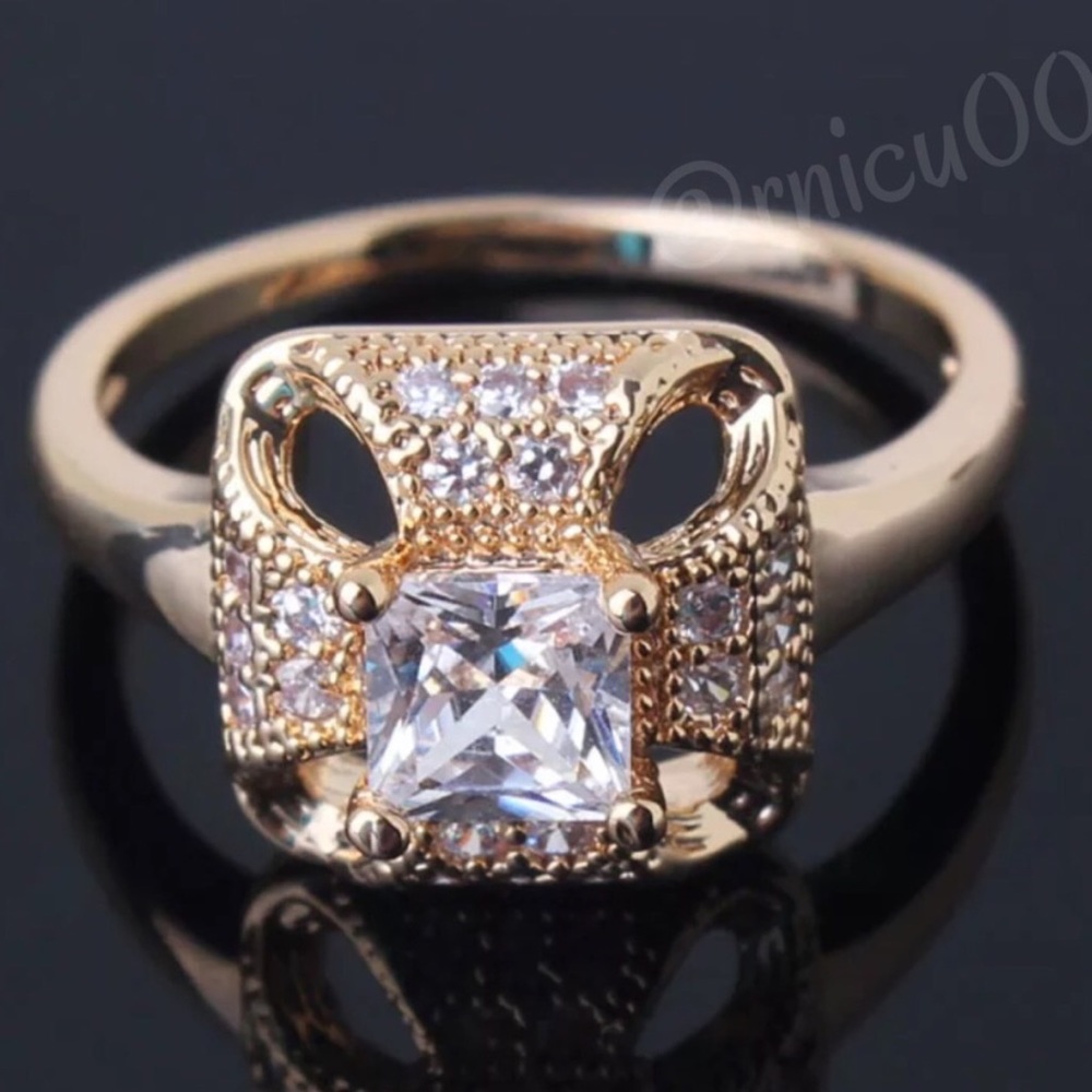 Size 7! Last 1-Topaz 18K Gold Filled Stunning Ring - Picture 2 of 7